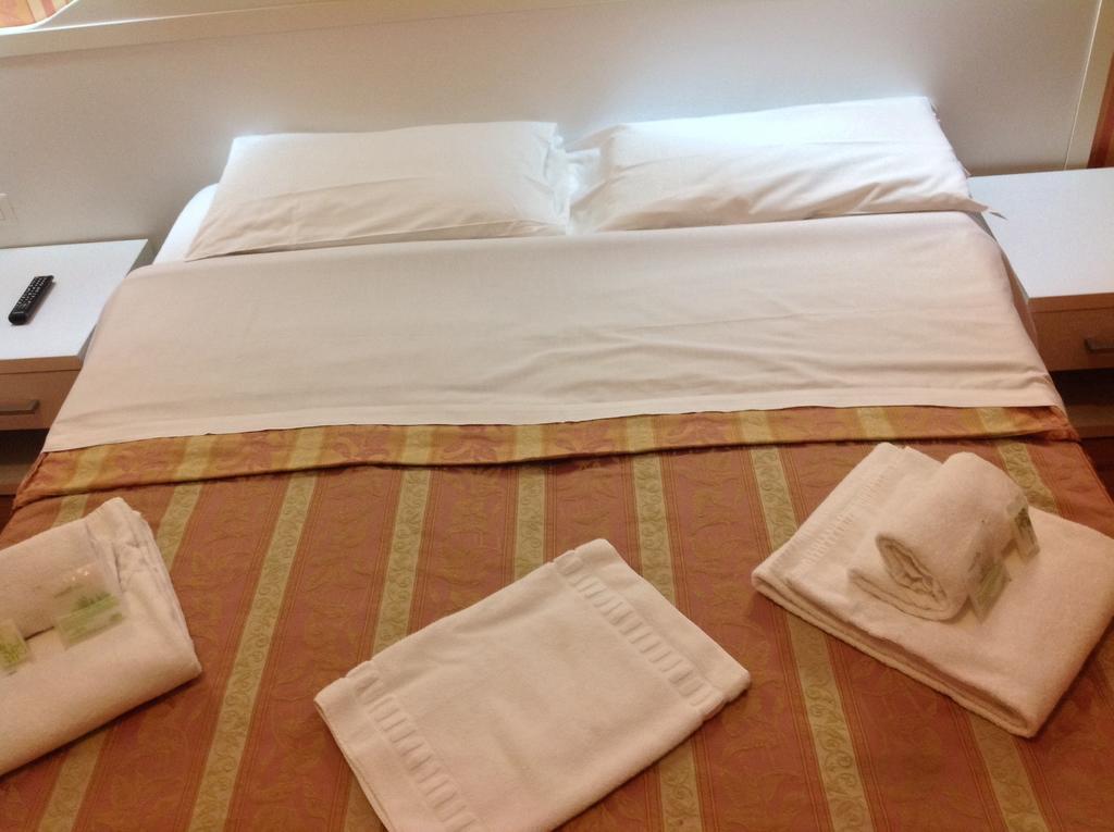 Rome Palace Hotel — Photos 1